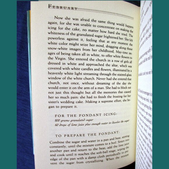 Book: Like Water for Chocolate by Laura Esquivel - Picture 3 of 10